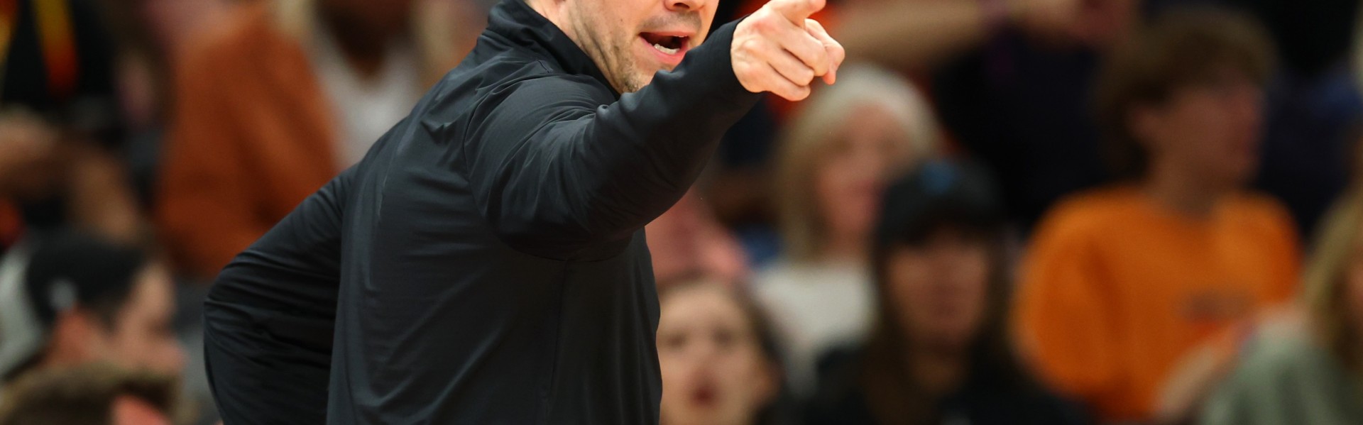 乐鱼中国-奥特：火箭身体对抗明显占优 进入季后赛会缩短轮换要选对人